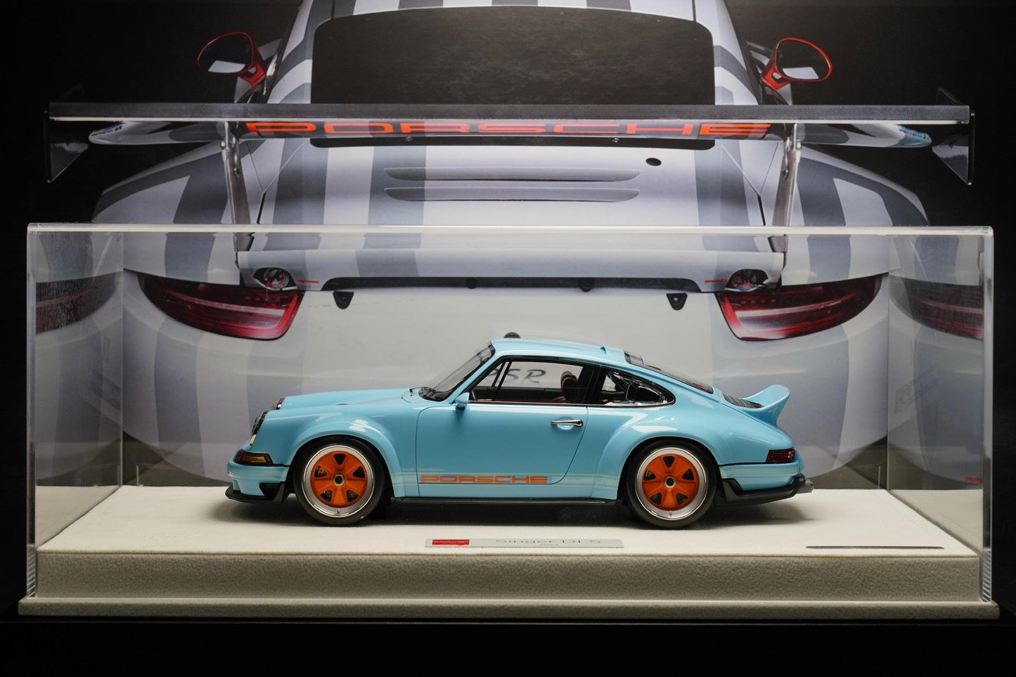 Make UP 1:18 Porsche 964 Singer DLS resin premium car model! Gulf Blue Gulf color scheme