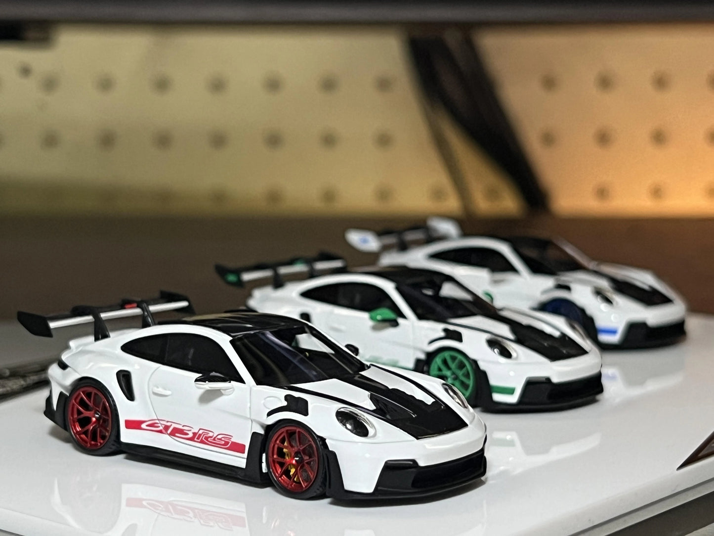 Fuelme 1:64 911 992 gt3rs Diecast Model Car Resin Limited edition