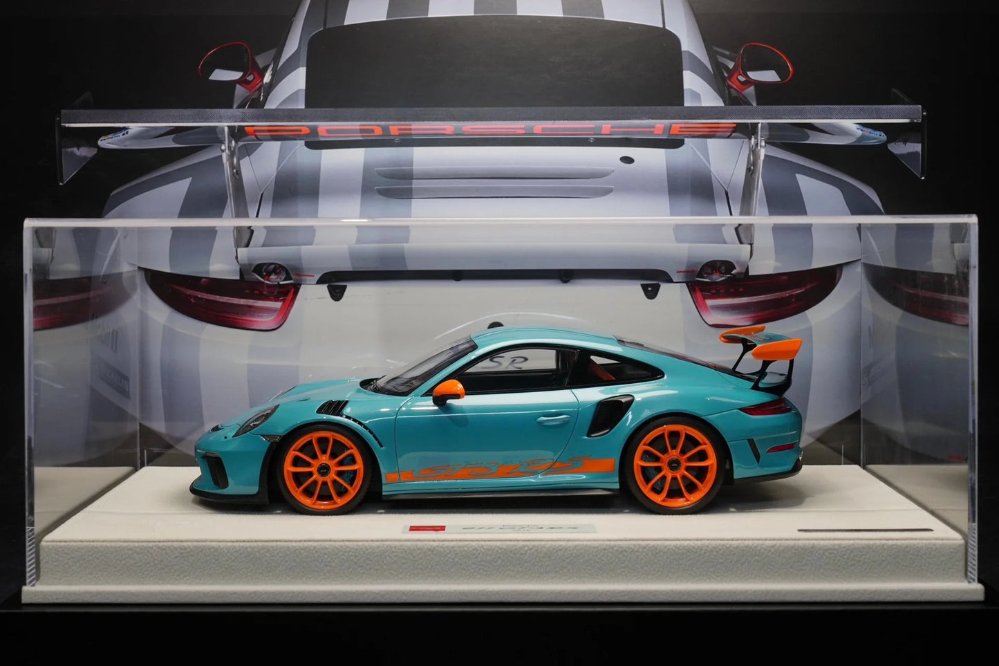 Make UP 1: 18 Porsche 911 991.2GT3RS resin premium car model Limited to 30 units worldwide