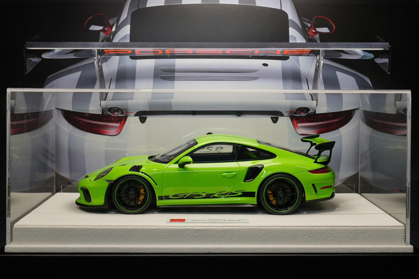 MAKE UP the best work of the year! 1:18 Porsche 911.991.GT3RS2018 resin fine car model