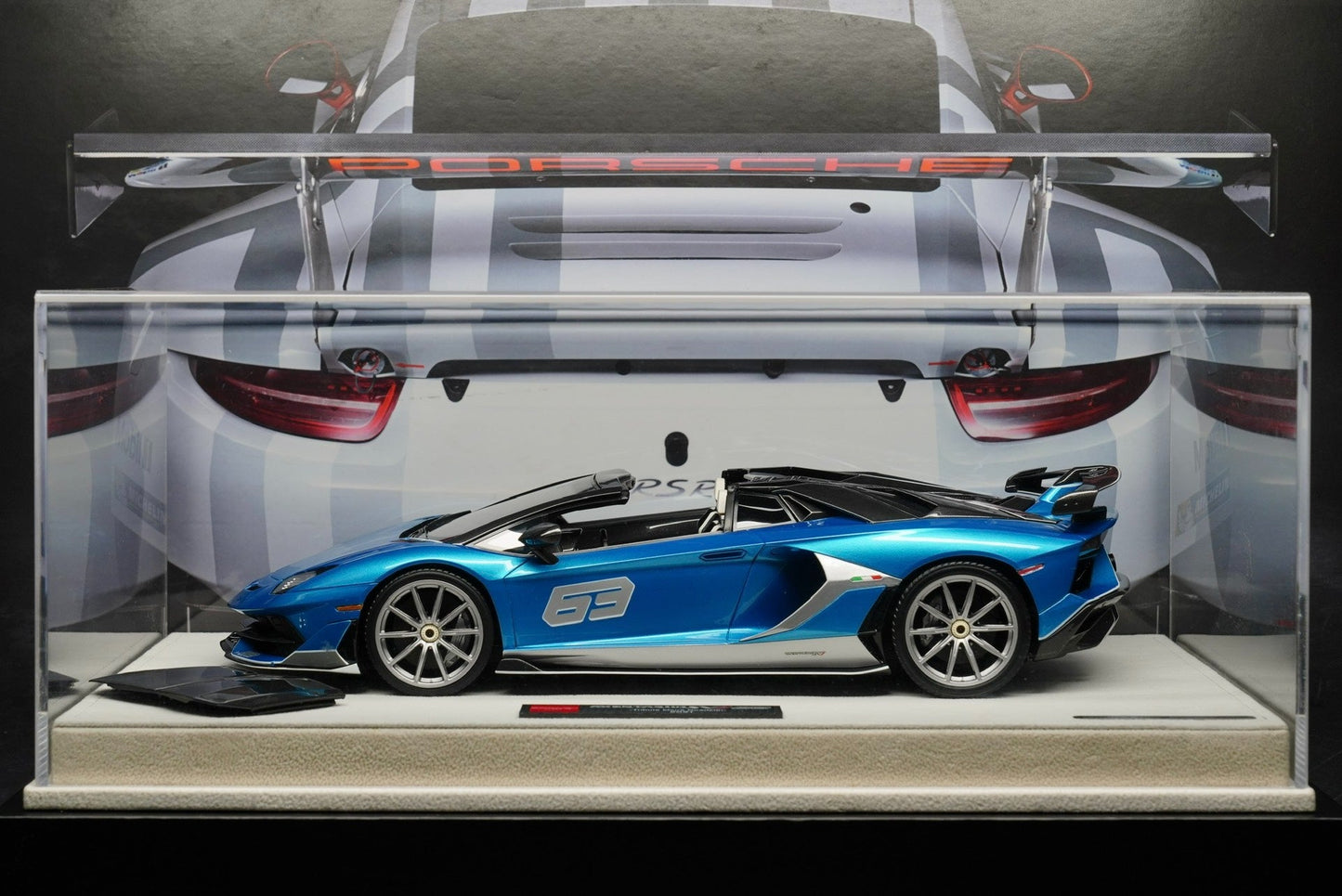 MAKE UP 1:18 Lamborghini Aventador SVJ63 Roadster resin exquisite car model! Beautiful glacier metal blue color! With separate top! Limited to 100 units!