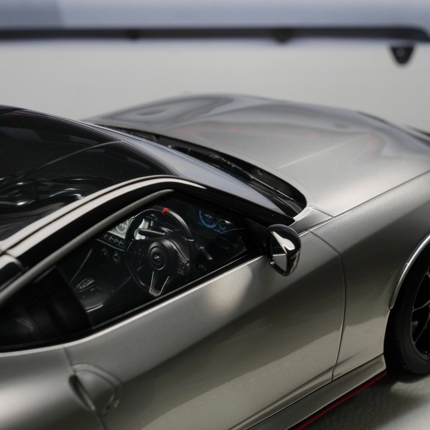 MAKE UP 1:18 Nissan Fairlady Z NISMO 2024 Resin Diecast Car Model! Liquid Metal Silver Color