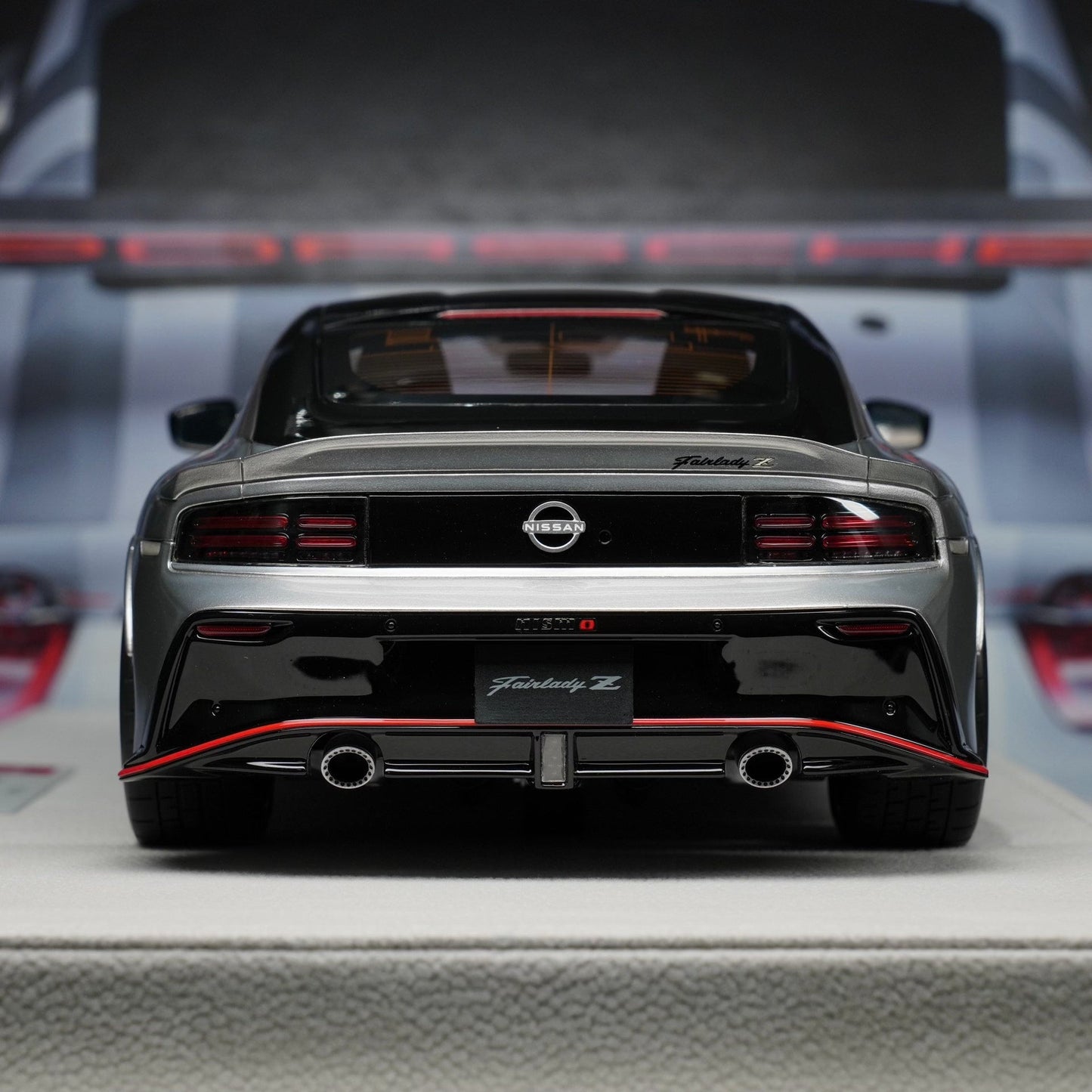 MAKE UP 1:18 Nissan Fairlady Z NISMO 2024 Resin Diecast Car Model! Liquid Metal Silver Color