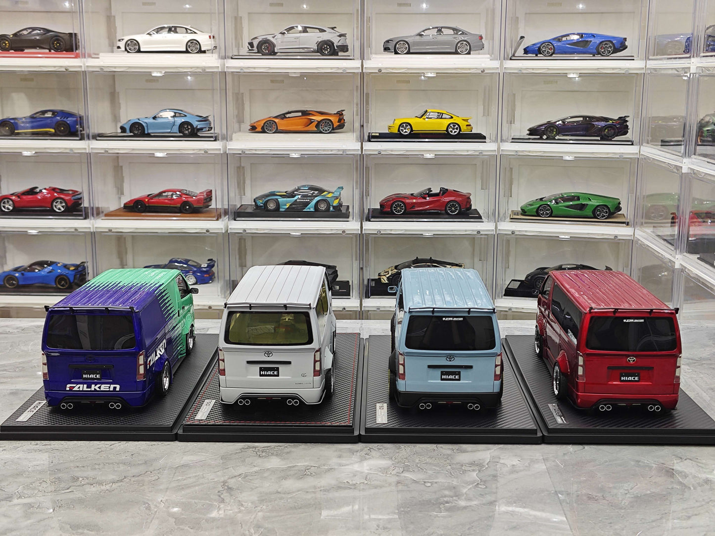 IG Toyota Hiace Van TSD Works Resin Model Car Collection Gift 1:18