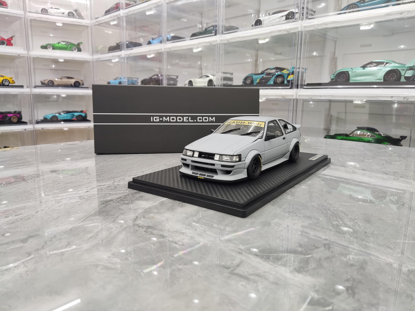 IG Toyota AE86 RWB wide body simulation resin car model collection display piece gift 1:18