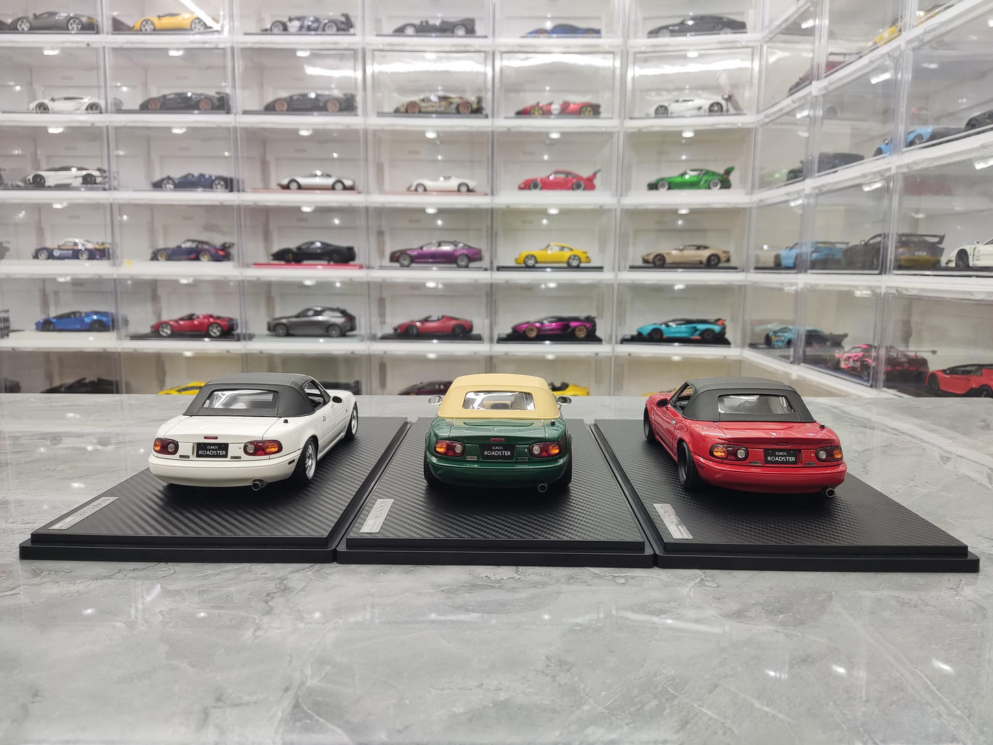 IG Mazda MX5 Eunos Roadster NA simulation resin car model collection 1 18 blind version