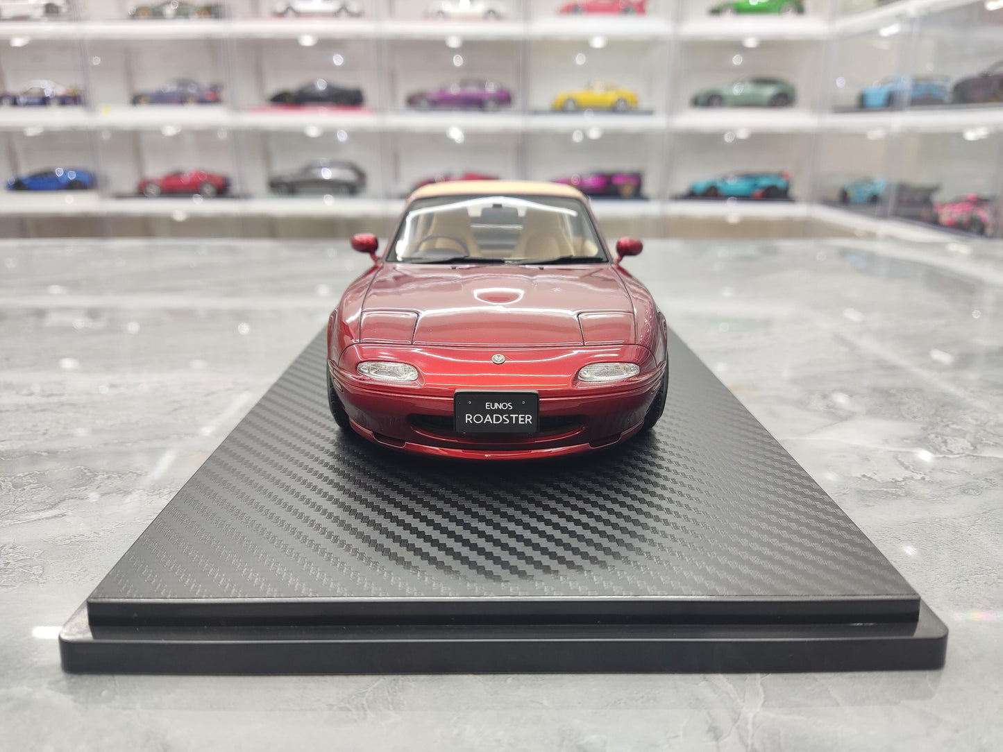 IG Mazda MX5 Eunos Roadster NA simulation resin car model collection 1 18 blind version