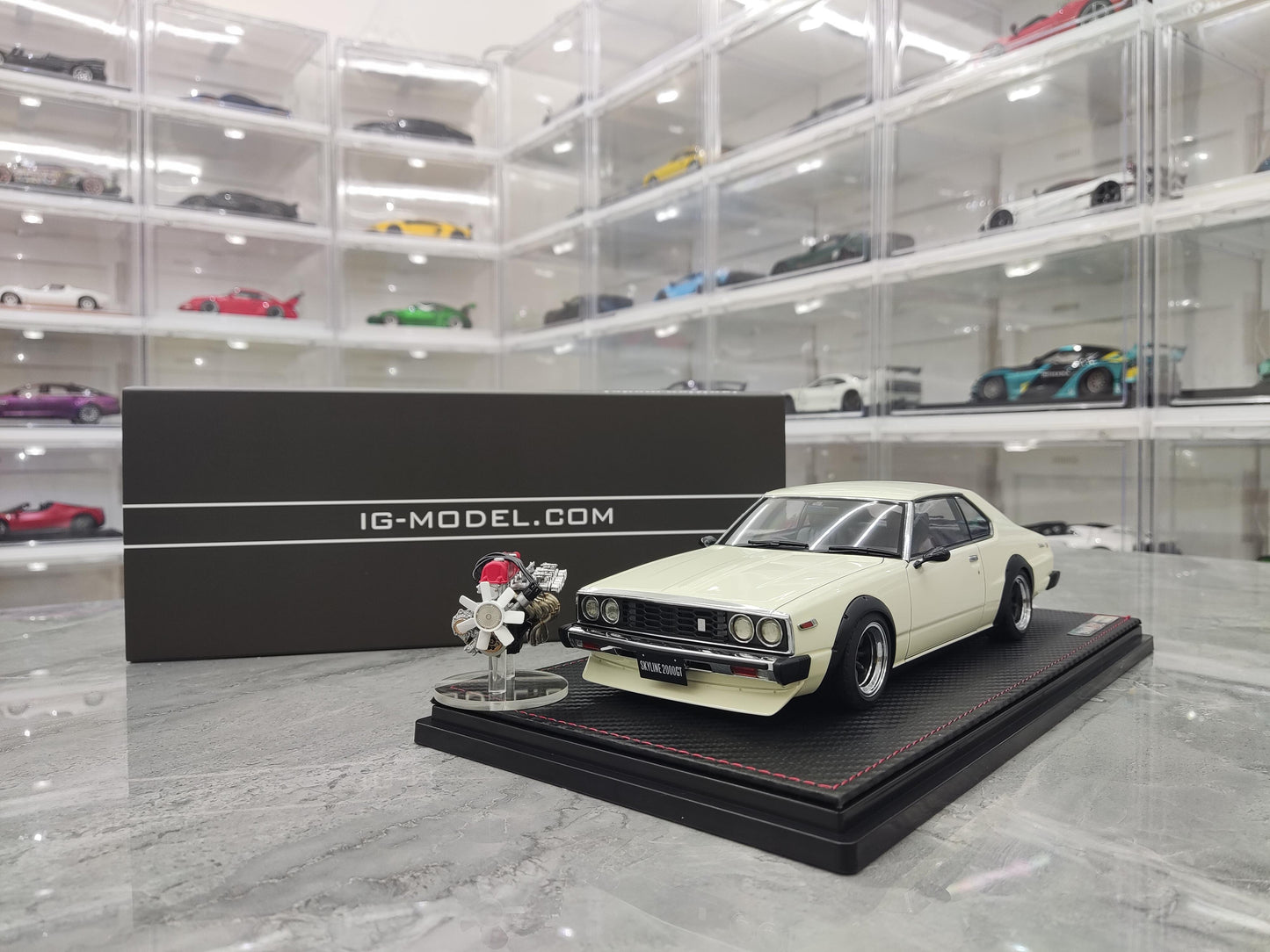 IG Nissan Skyline 2000 GTES C210 1:18 resin car model simulation
