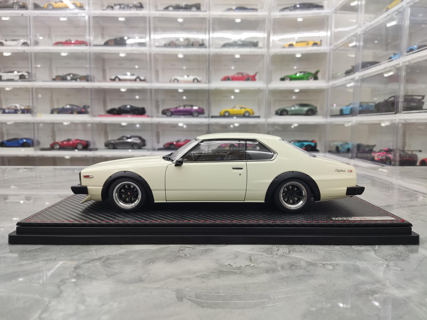 IG Nissan Skyline 2000 GTES C210 1:18 resin car model simulation