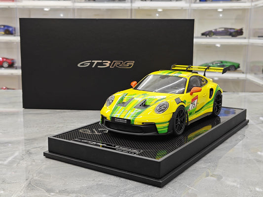 TP Porsche 992 GT3 RS Weissach Package simulation resin car model 1:18 collection