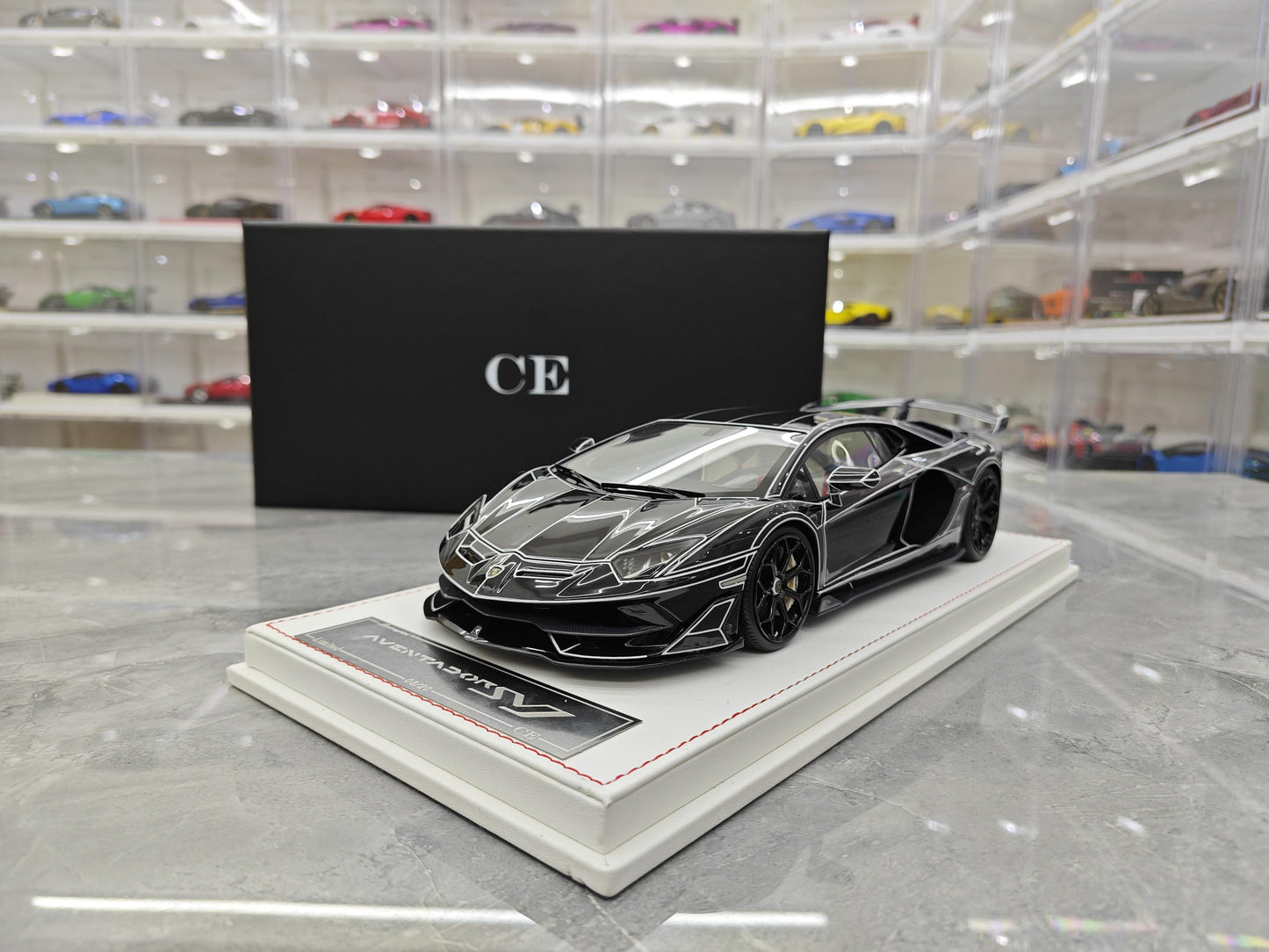 CE Lamborghini Aventador SVJ Limited Edition Replica Resin Car Model Collection Display Piece 1:18