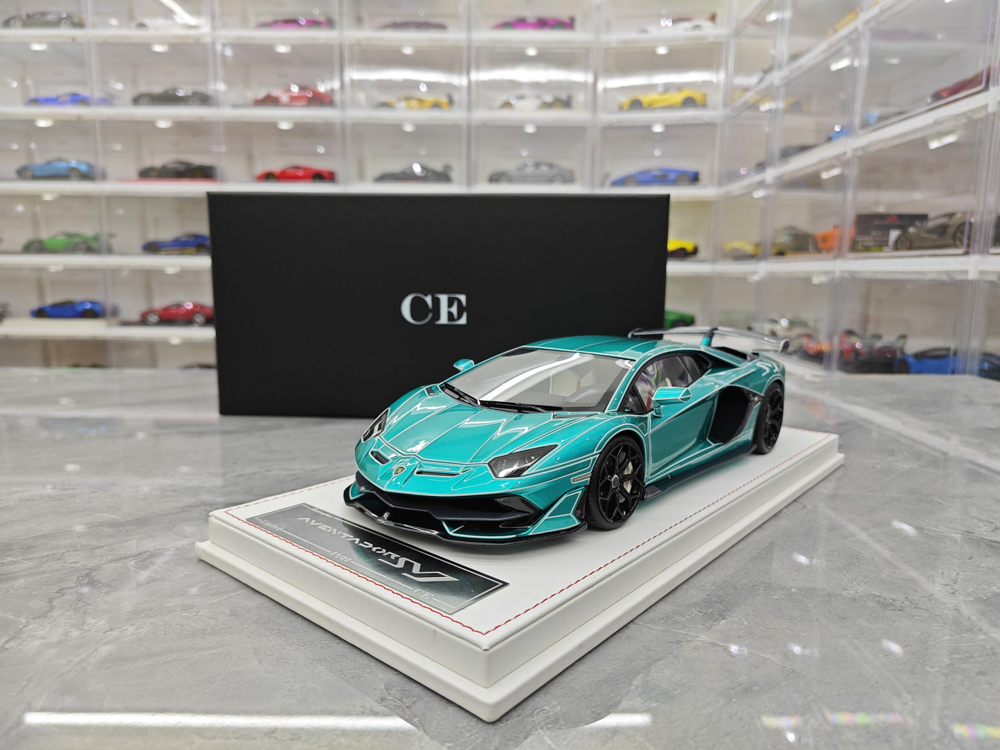 CE Lamborghini Aventador SVJ Limited Edition Replica Resin Car Model Collection Display Piece 1:18