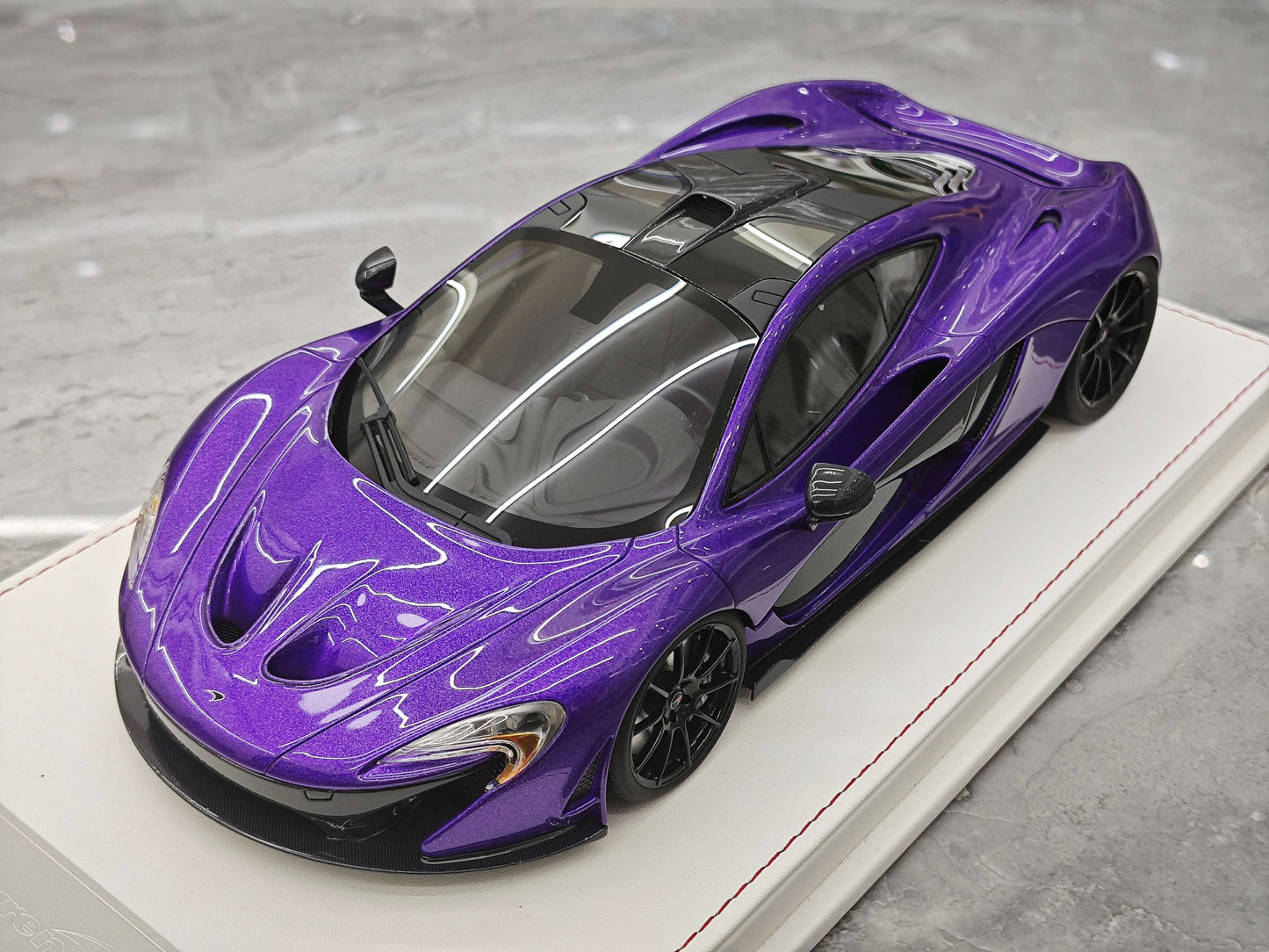 CE Mclaren P1 Limited Edition Resin Model Car 1:18 Collection Display Piece Supercar