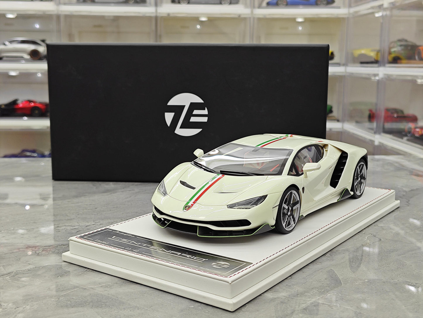 TE Lamborghini LP770-4 Centenario Limited Edition Resin Model Car 1:18 Display Piece