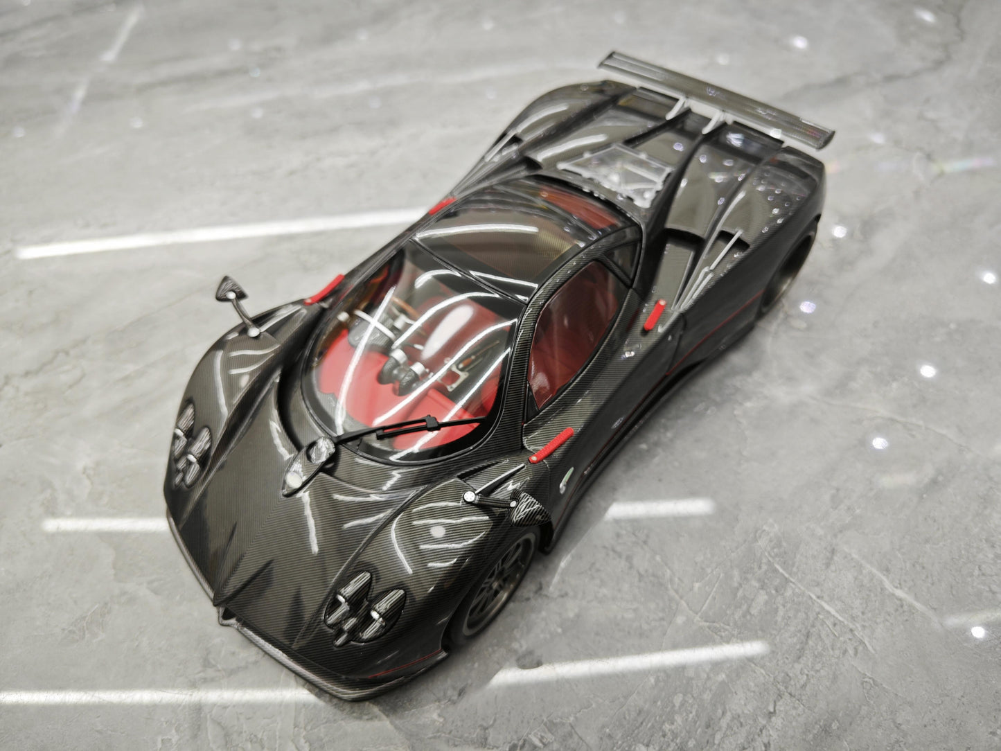 Almost Real Pagani Zonda Cinque 1:18 alloy metal car model simulation