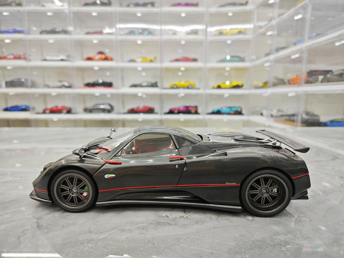 Almost Real Pagani Zonda Cinque 1:18 alloy metal car model simulation