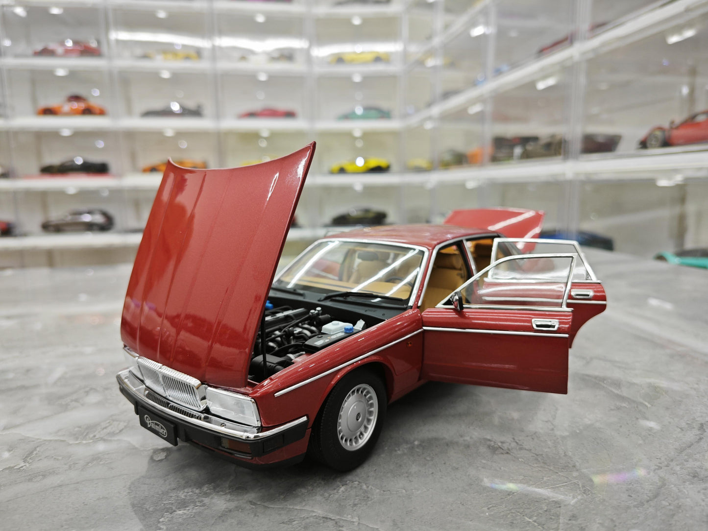 AR Jaguar XJ6 XJ40 alloy metal car model collection display piece 1:18 gift