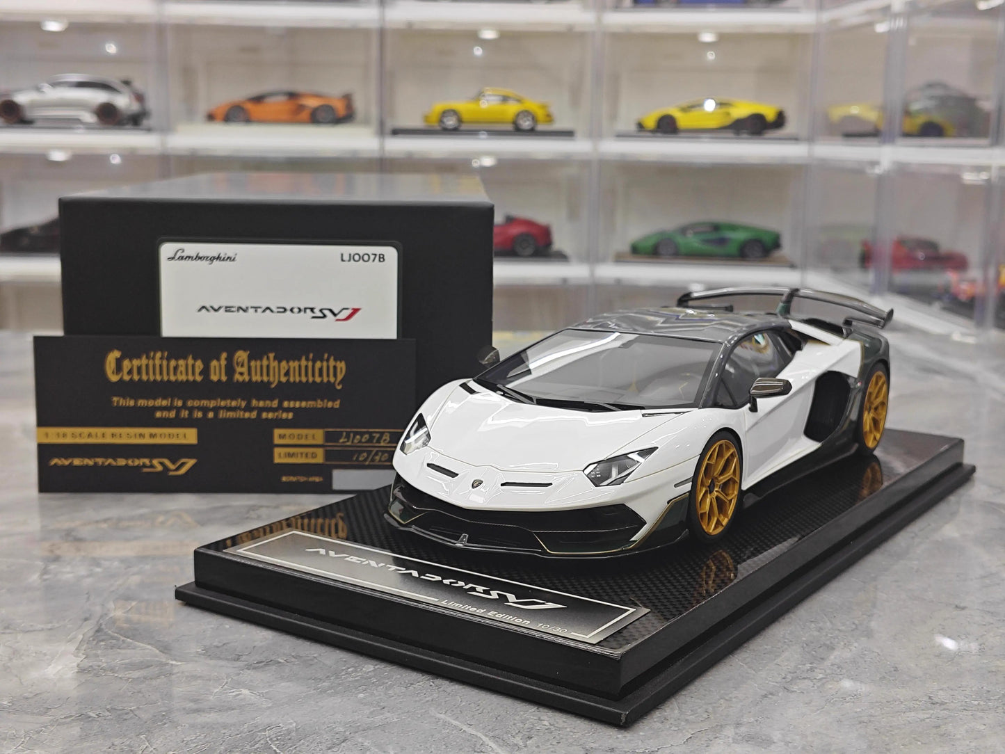 DM 1:18 Diecast Model Car of Lamborghini SVJ Hardtop; Collection Piece