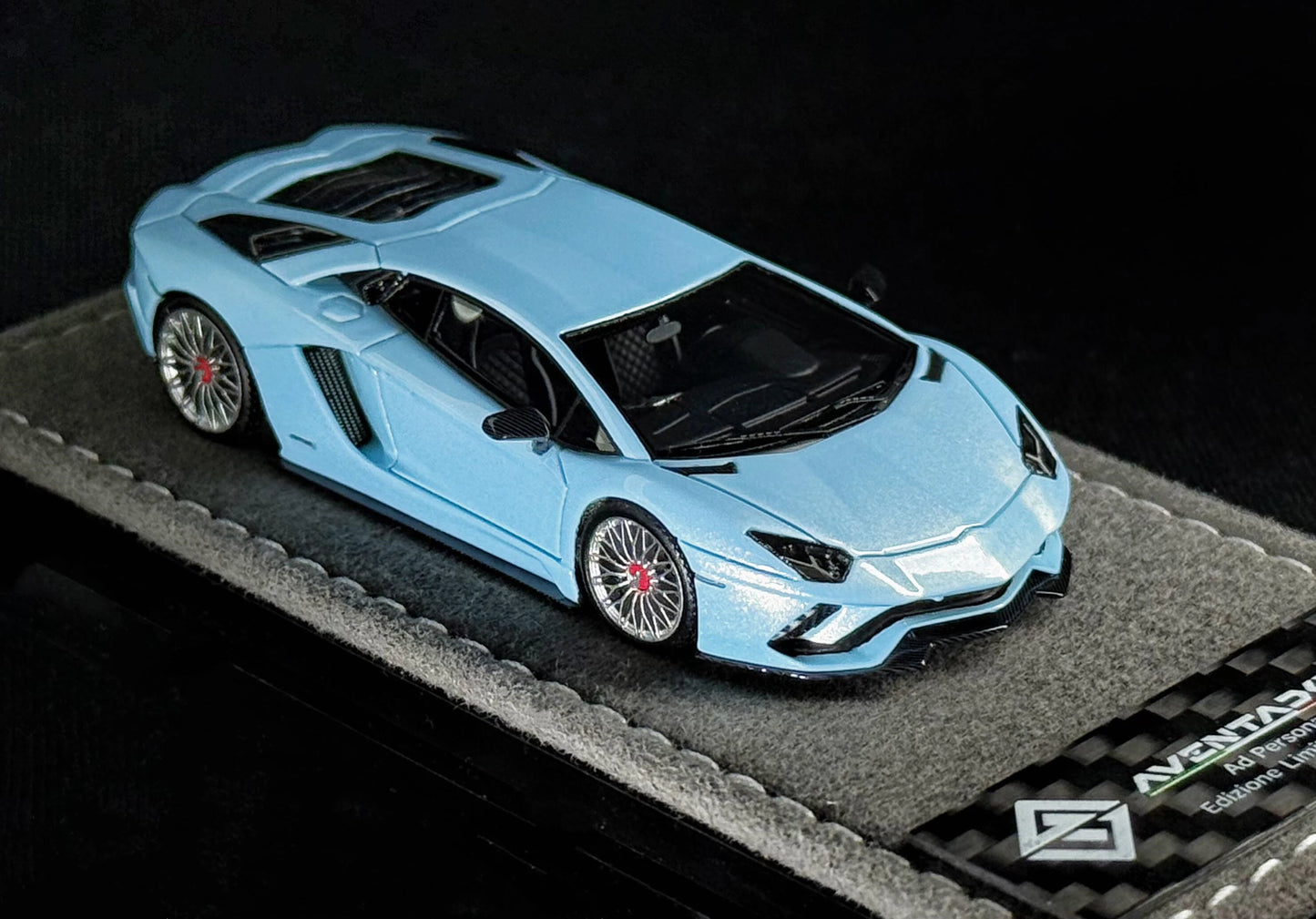 GW God Wealth 1:64 Aventador S 740-4 Diecast Model Car Resin Limited edition