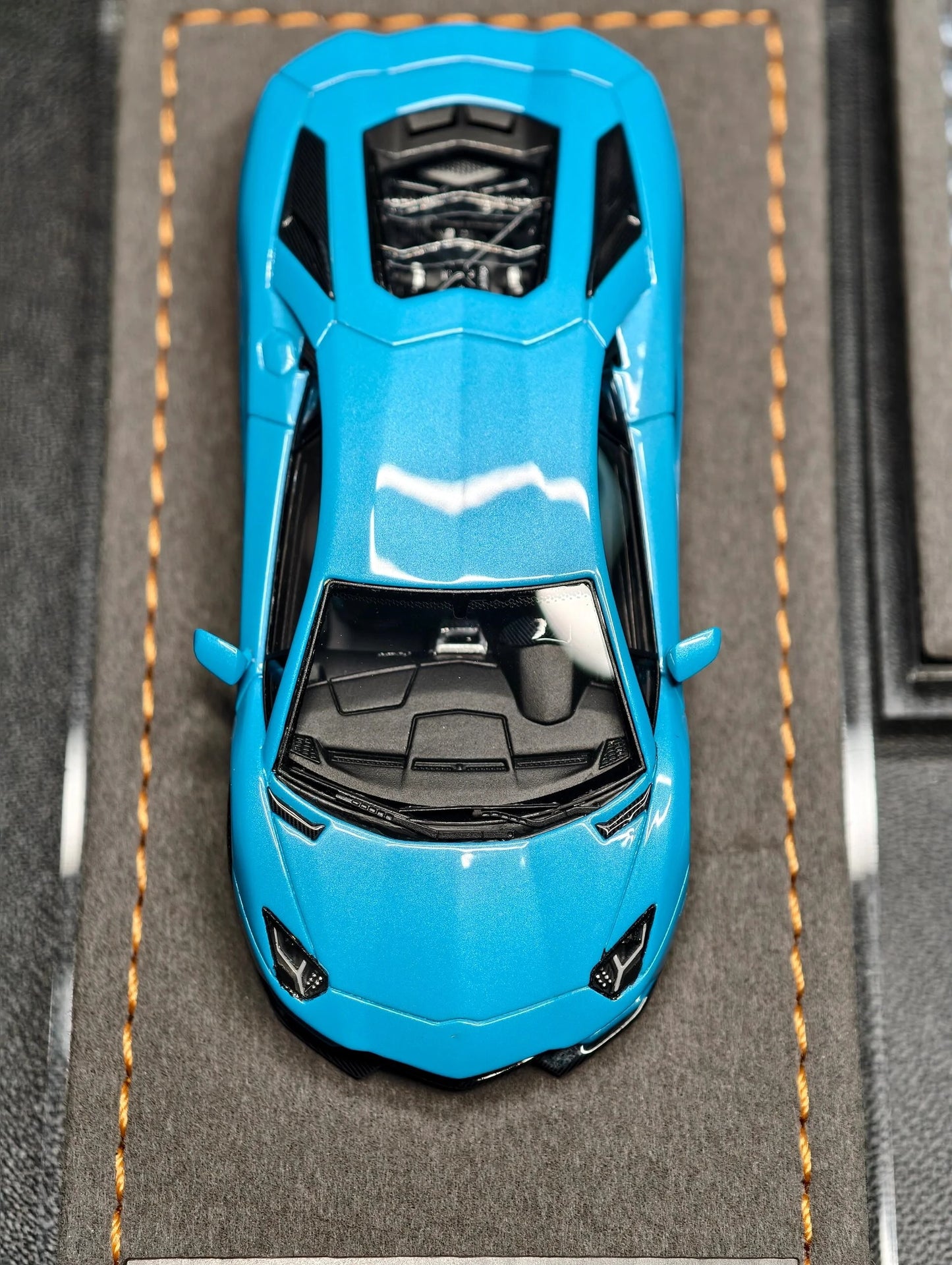 GW God Wealth 1:64 Aventador S 740-4 Diecast Model Car Resin Limited edition