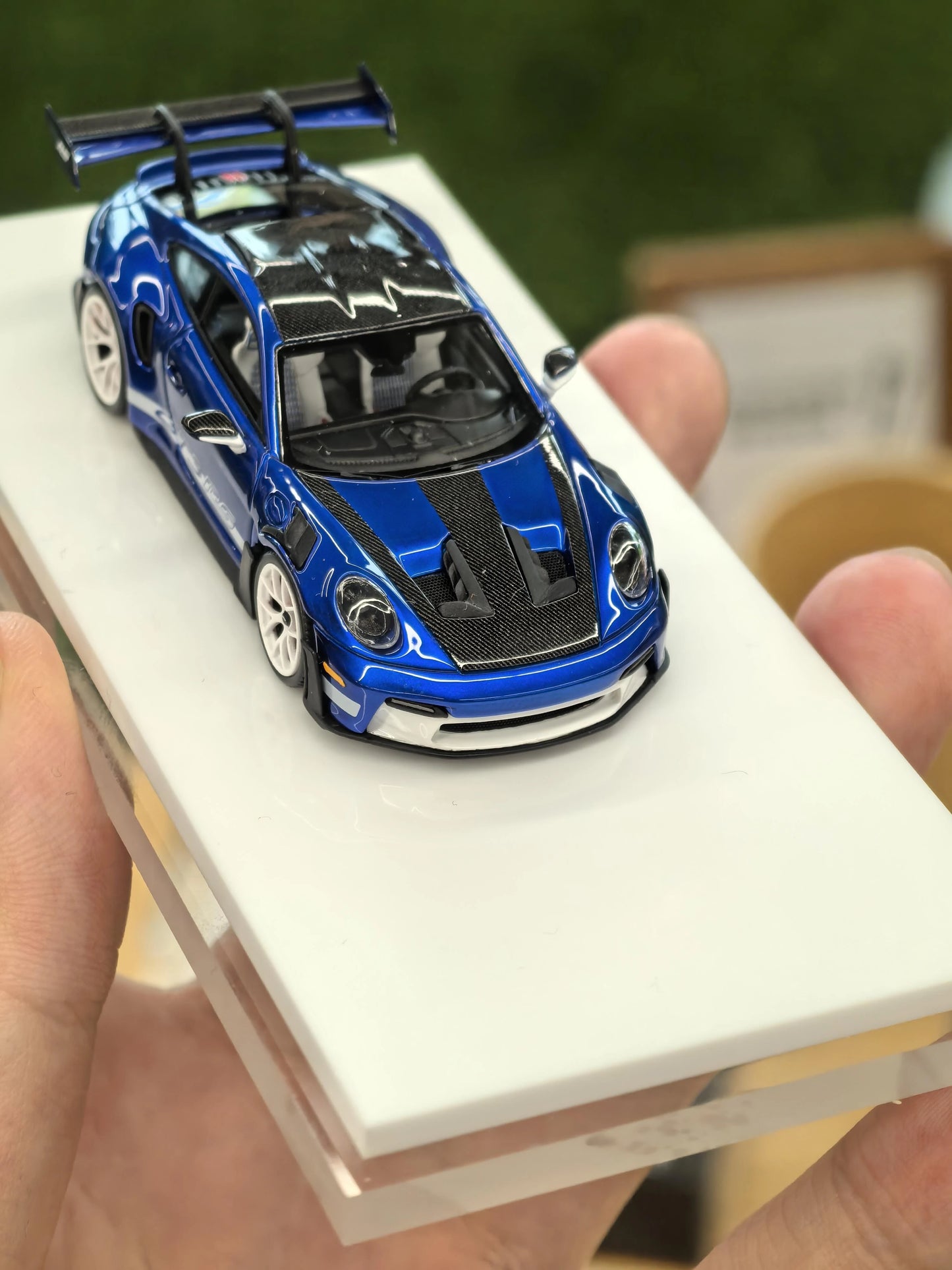 Fuelme 1:64 911 992 gt3rs Diecast Model Car Resin Limited edition
