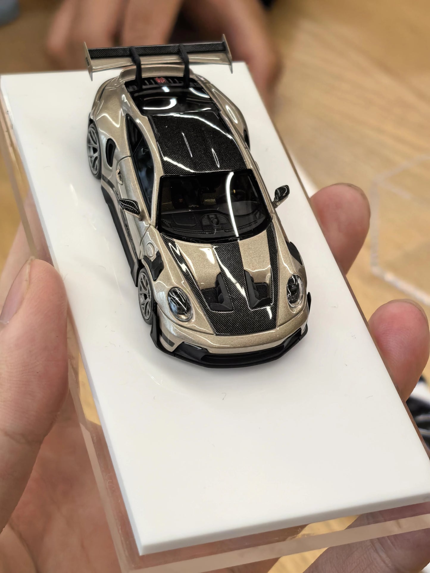 Fuelme 1:64 911 992 gt3rs Diecast Model Car Resin Limited edition