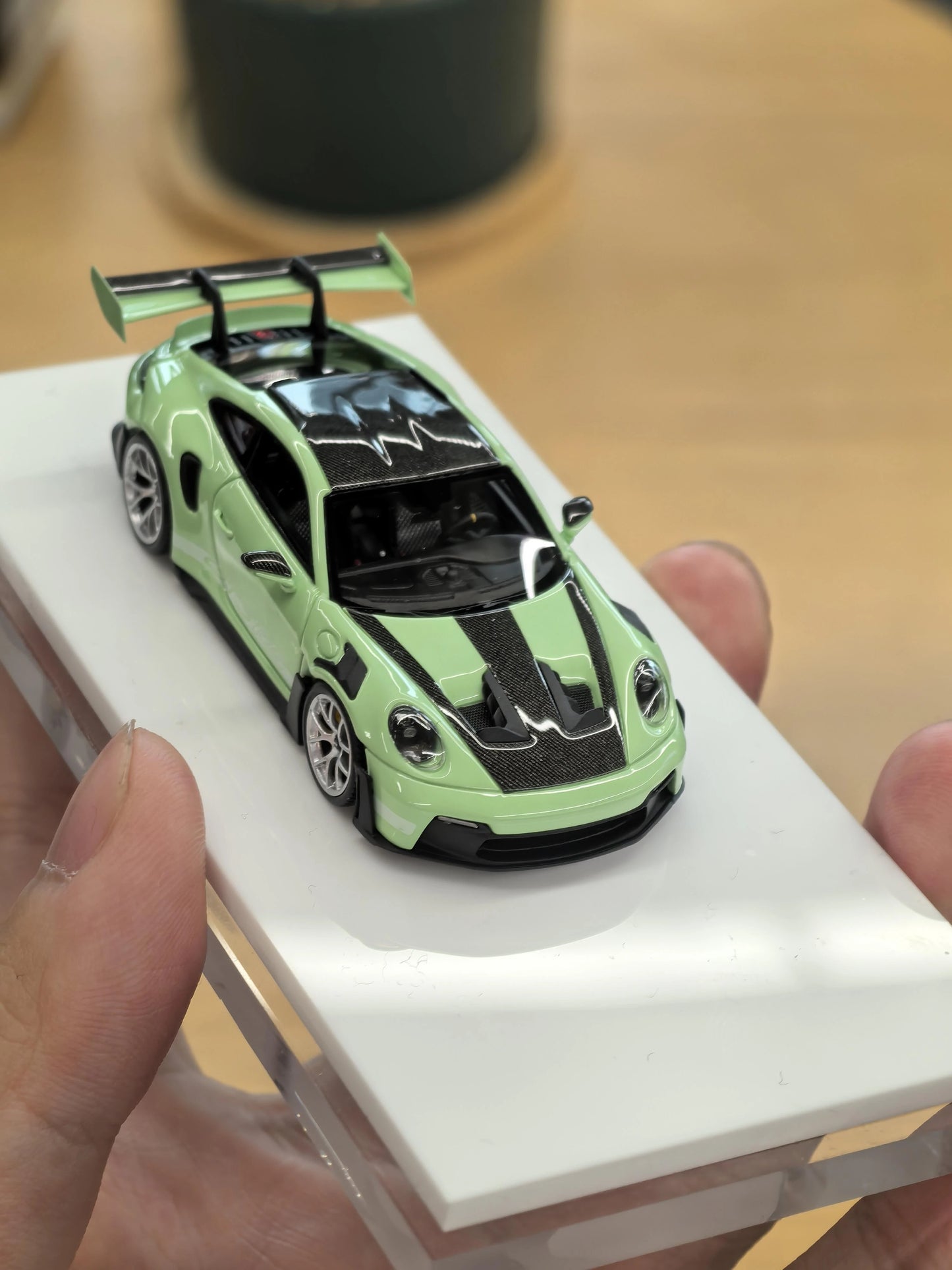 Fuelme 1:64 911 992 gt3rs Diecast Model Car Resin Limited edition
