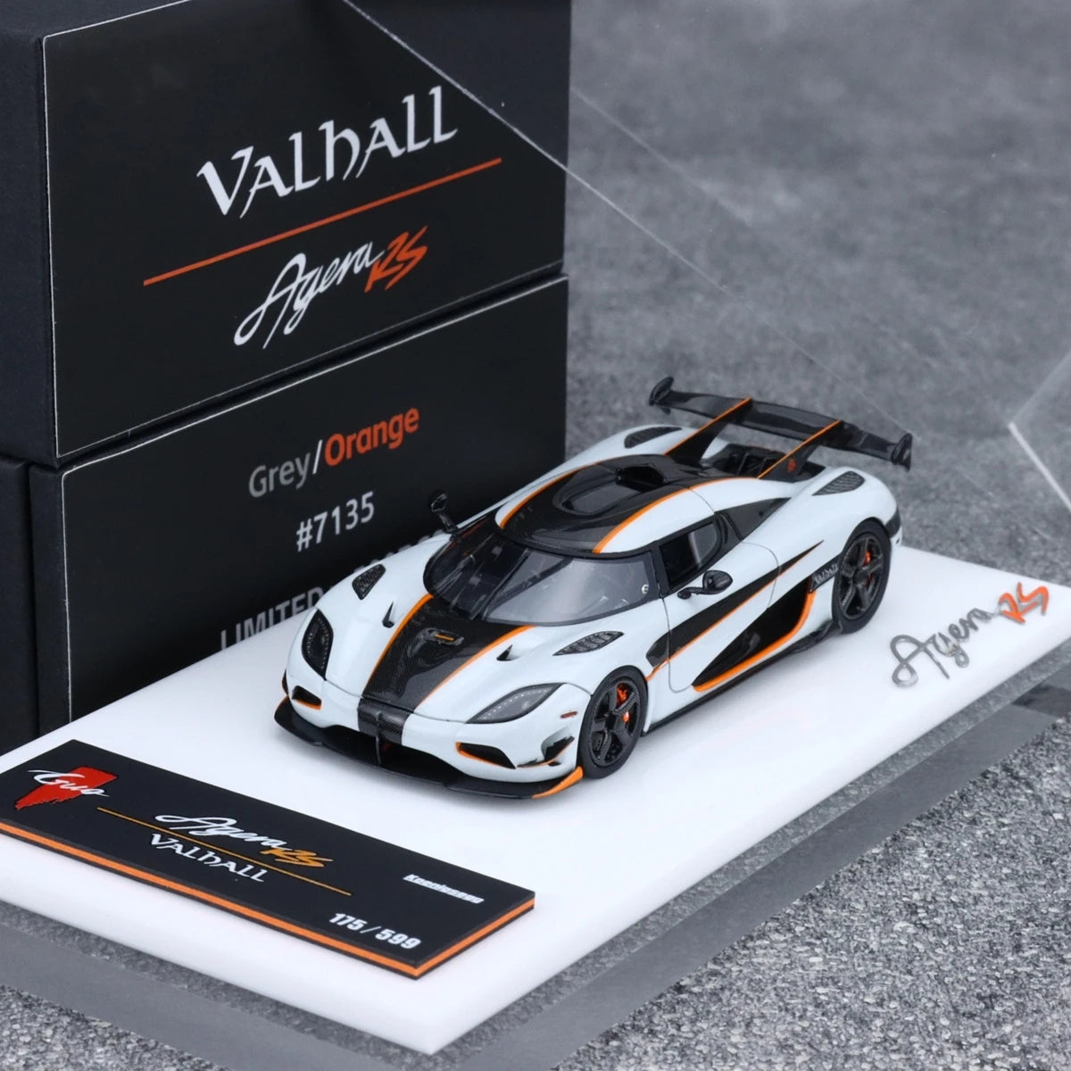 Tardis New product 1:64 Agera RS Diecast Model Car Resin Limited edition