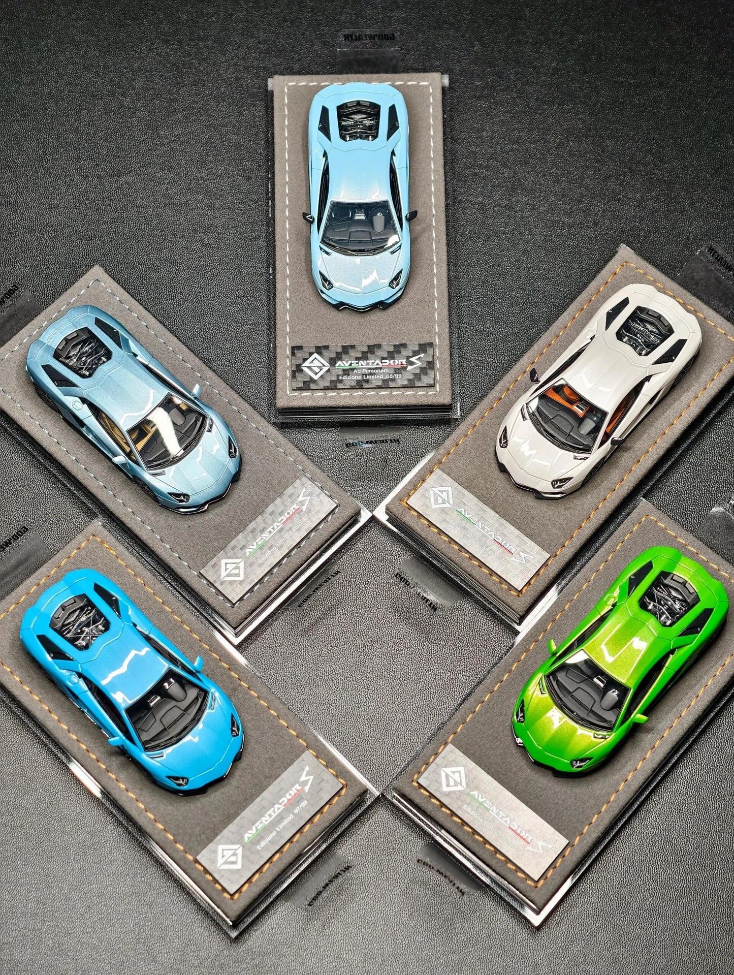GW God Wealth 1:64 Aventador S 740-4 Diecast Model Car Resin Limited edition