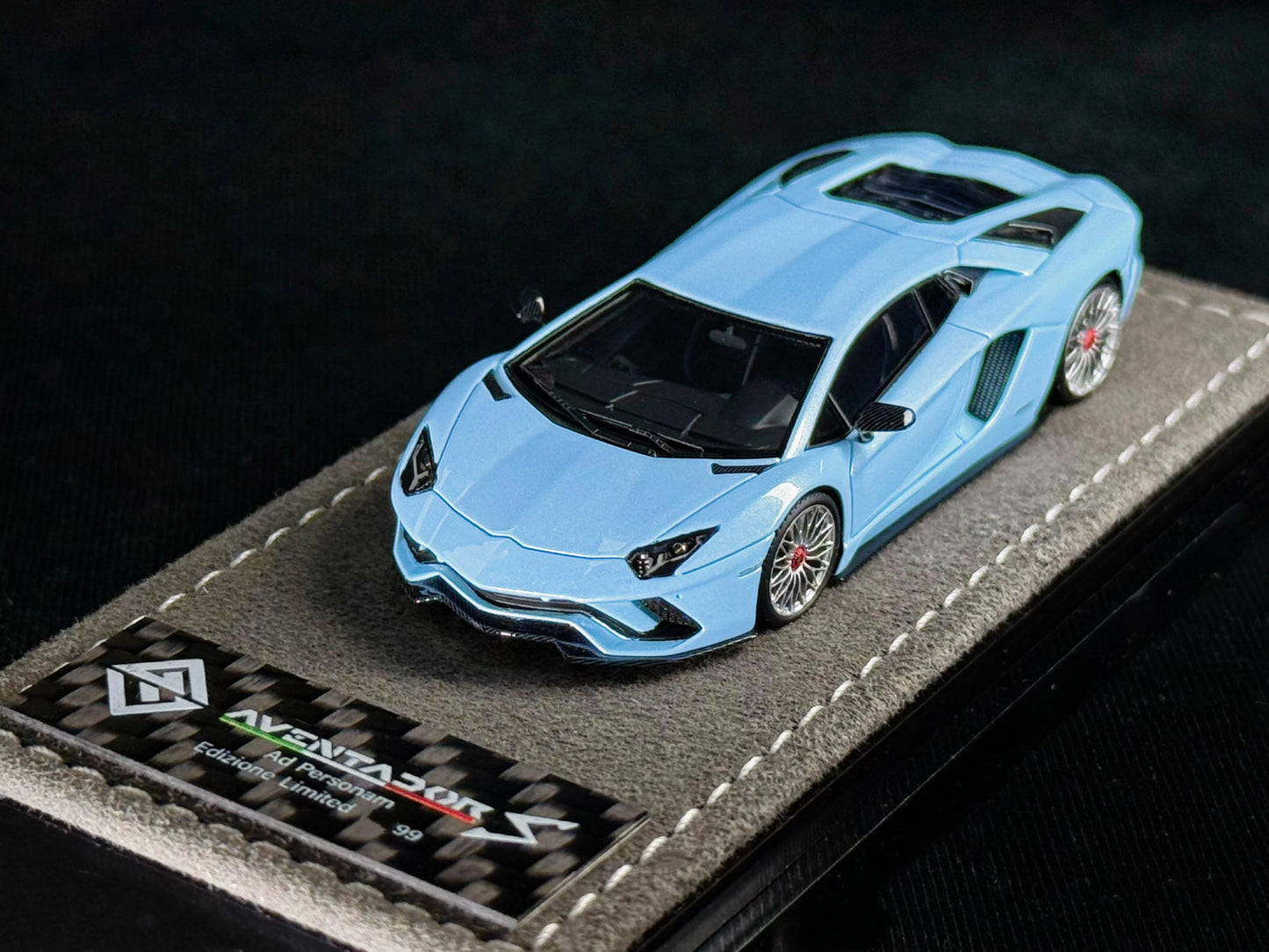 GW God Wealth 1:64 Aventador S 740-4 Diecast Model Car Resin Limited edition
