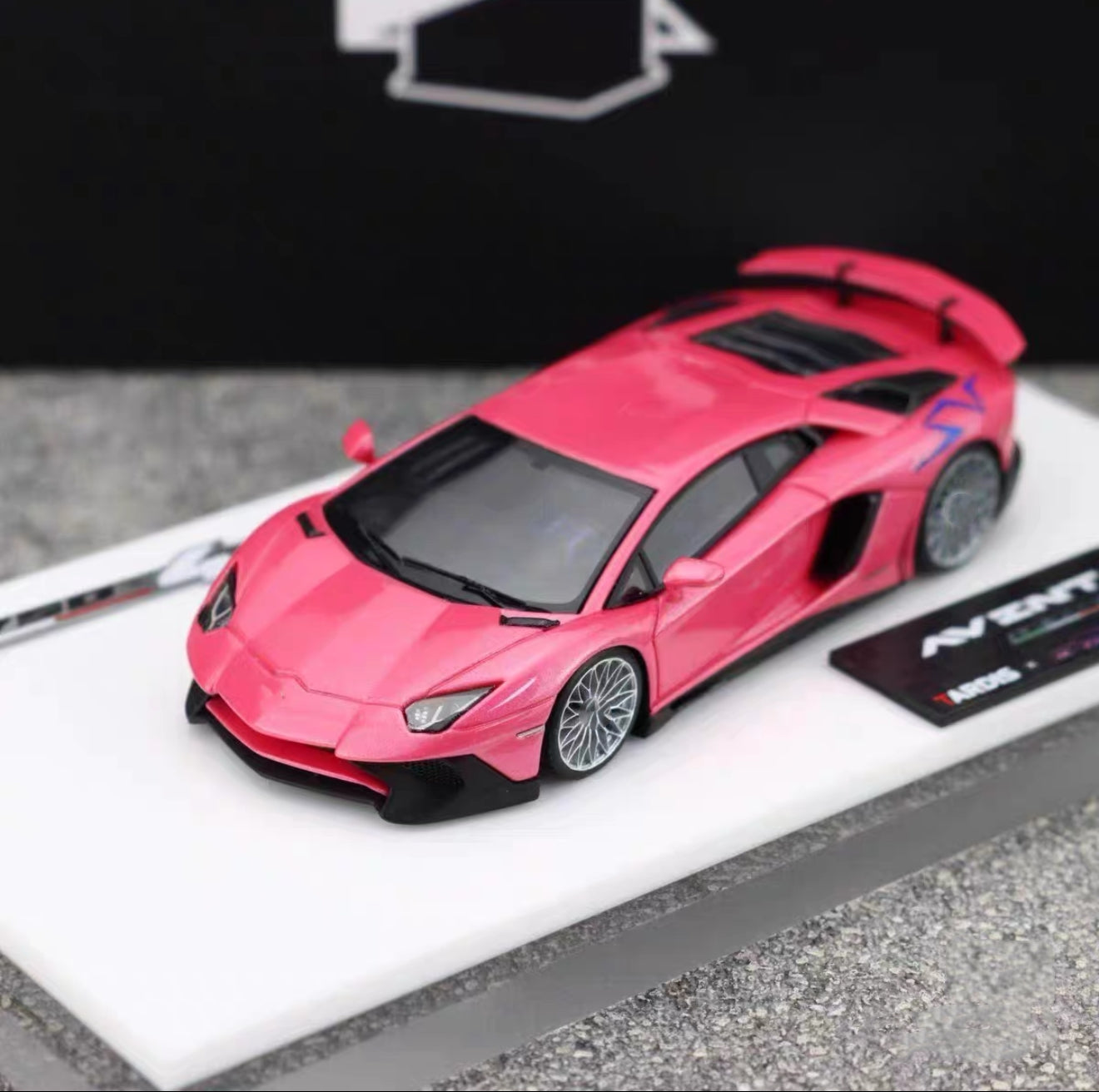 444Tardis1:64 Diecast Model Car Resin Limited edition Collection