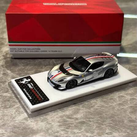 331:64 Sakura Dinastia Resin Model Car Limited edition Collection